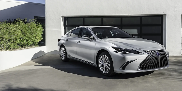 Luxurious Lexus ES 2023: Legacy upheld with tech, safety, and performance