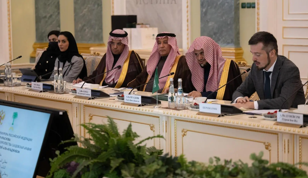 This article explores Saudi Arabia’s transformative path und…