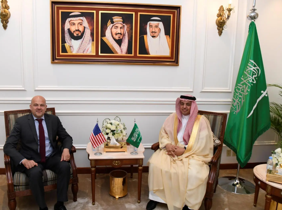 Foreign Ministry’s Makkah branch head meets with U.S. Consul General