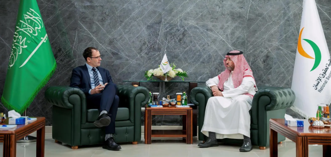 The Human Rights Society’s Chairman meets with New Zealand’s Ambassador.