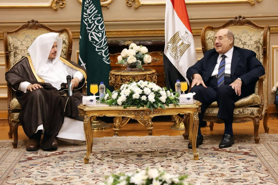 Shura Council Head Engages with Egyptian Senate Speaker