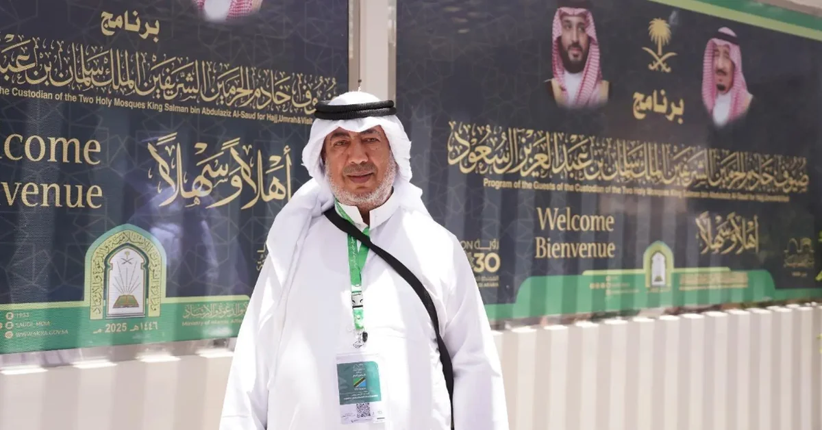Pilgrims express appreciation by wearing Saudi traditional attire