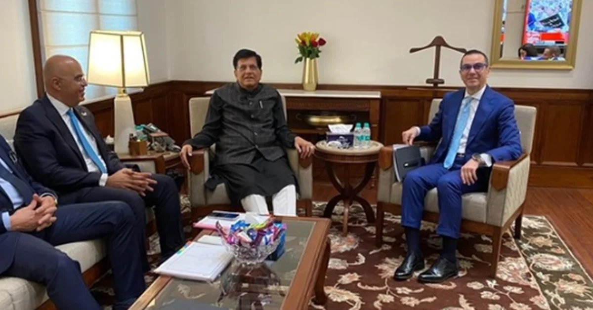 1 global hub by 2030.