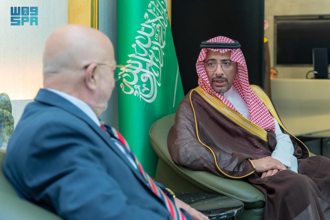 Minister of Industry Discusses Strengthening Cooperation and Developing Joint Investments with His Syrian Counterpart