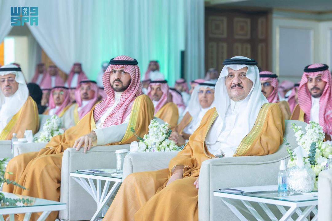 Governor of Eastern Region Inaugurates Qatif Investment Forum 2025