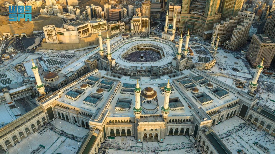 Integrated Services Ensure Worshipper Comfort at Grand Mosque on Ashura Day