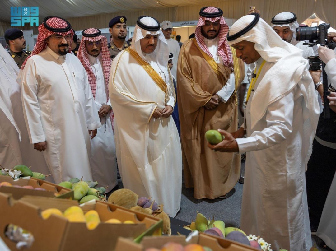 Umluj Governor Inaugurates Mango Festival