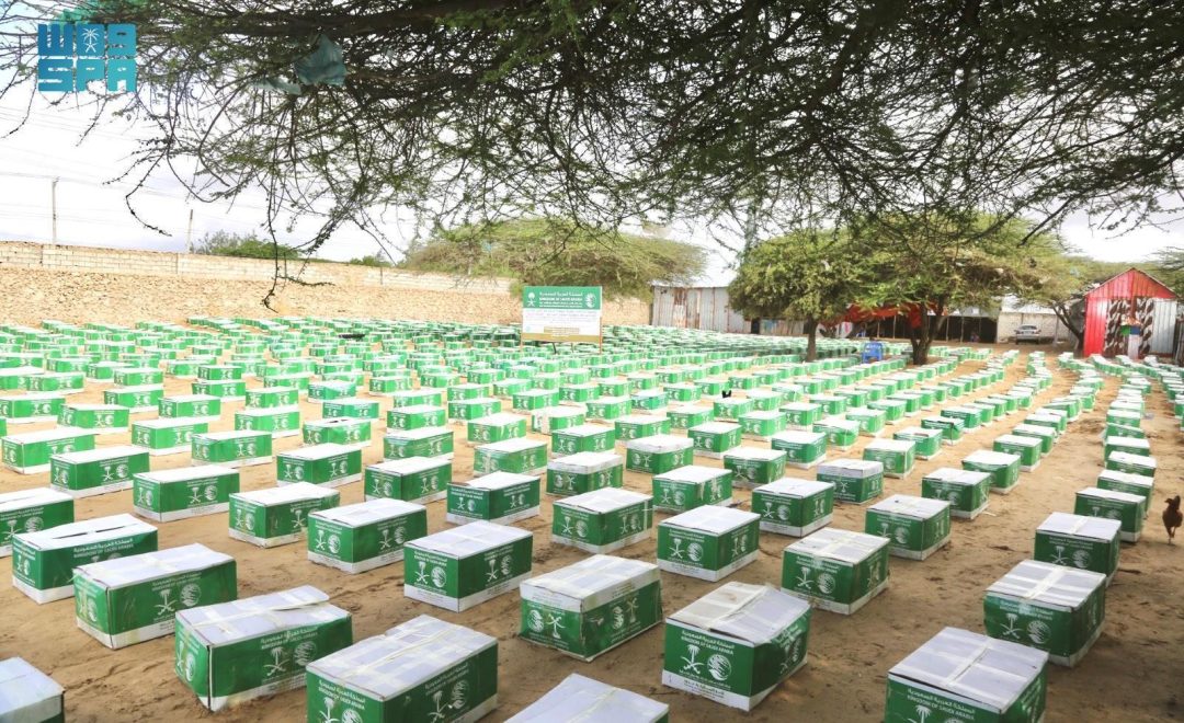 KSrelief Distributes 1,200 Food Baskets in Somalia