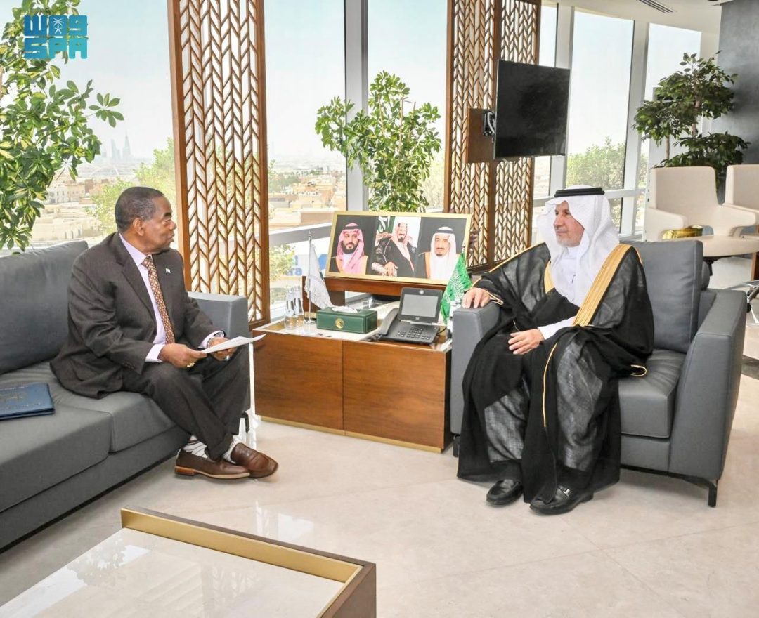 KSrelief Supervisor General Holds Meeting with Sierra Leonean Ambassador