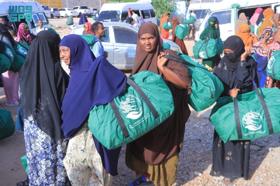 KSrelief Distributes 250 Shelter Aid Packages in Somalia’s Maroodi Jeex