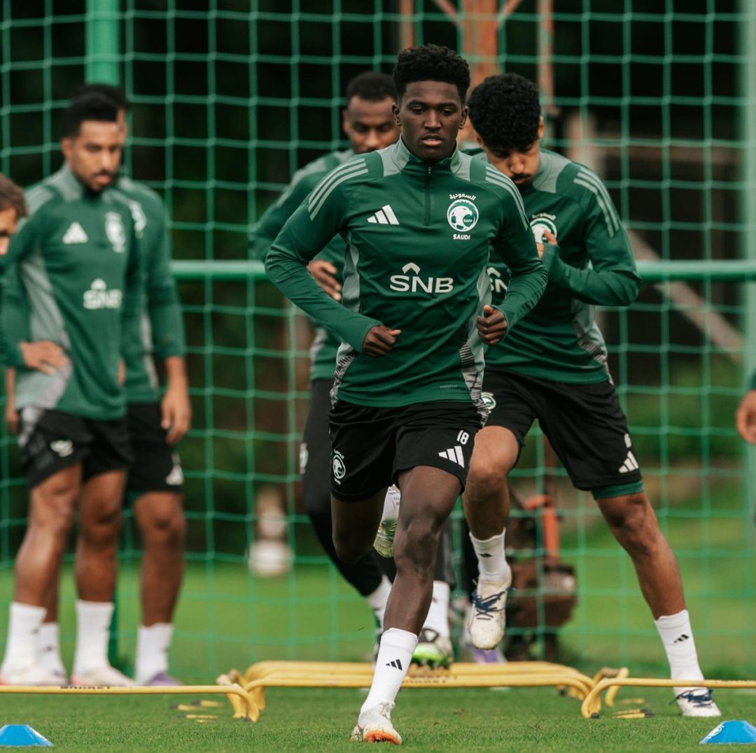 Saudi National Football Team Continues Preparations for Czech Friendly