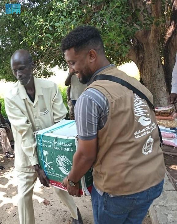 KSrelief Distributes 1,817 Food Baskets in Sudan’s Blue Nile
