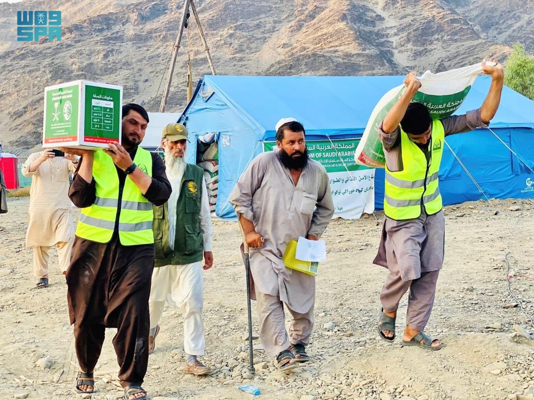 KSrelief Distributes Food Baskets to 672 Afghans in Nangarhar Province