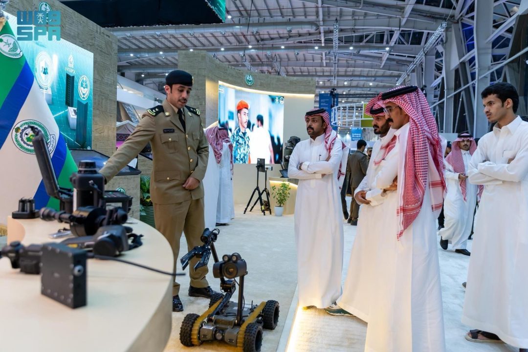 Interior Ministry Highlights Security Tech, Environmental Role at Falcons Exhibition