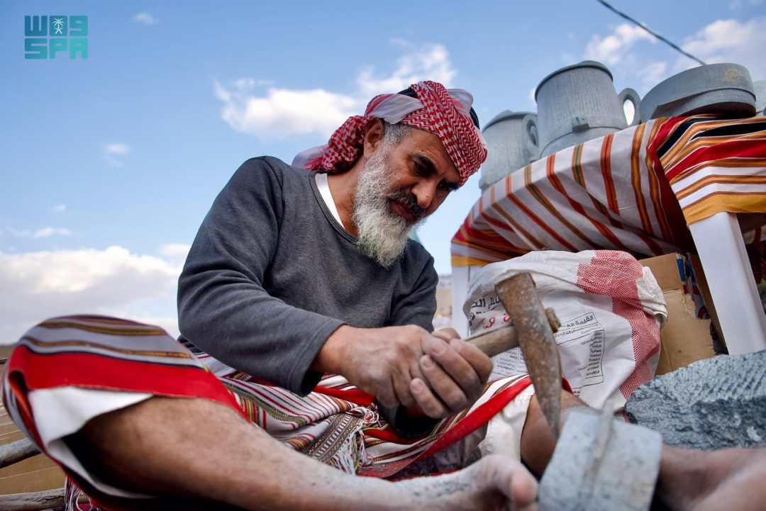 Live Handcraft Demonstrations Draw Visitors at Al-Atula Archaeological Village Festival