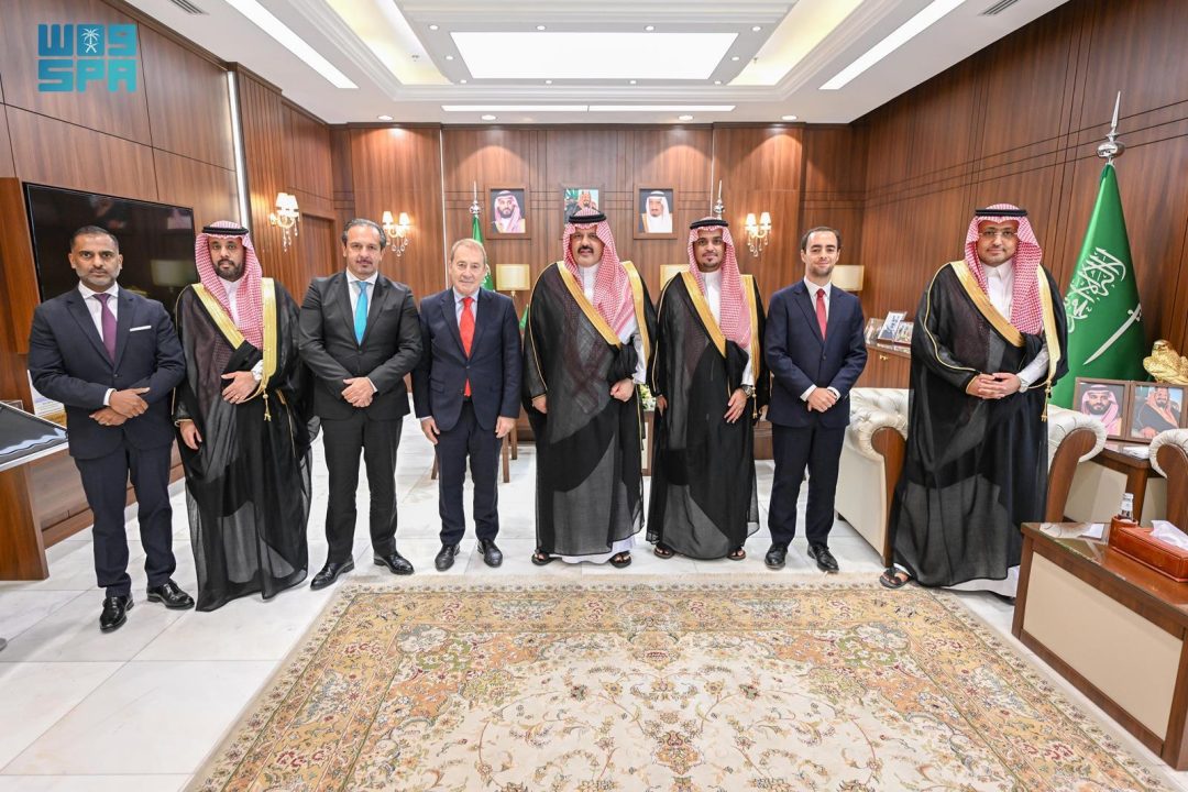 Hail Governor Highlights Region’s Economic Strengths to Portuguese Investors