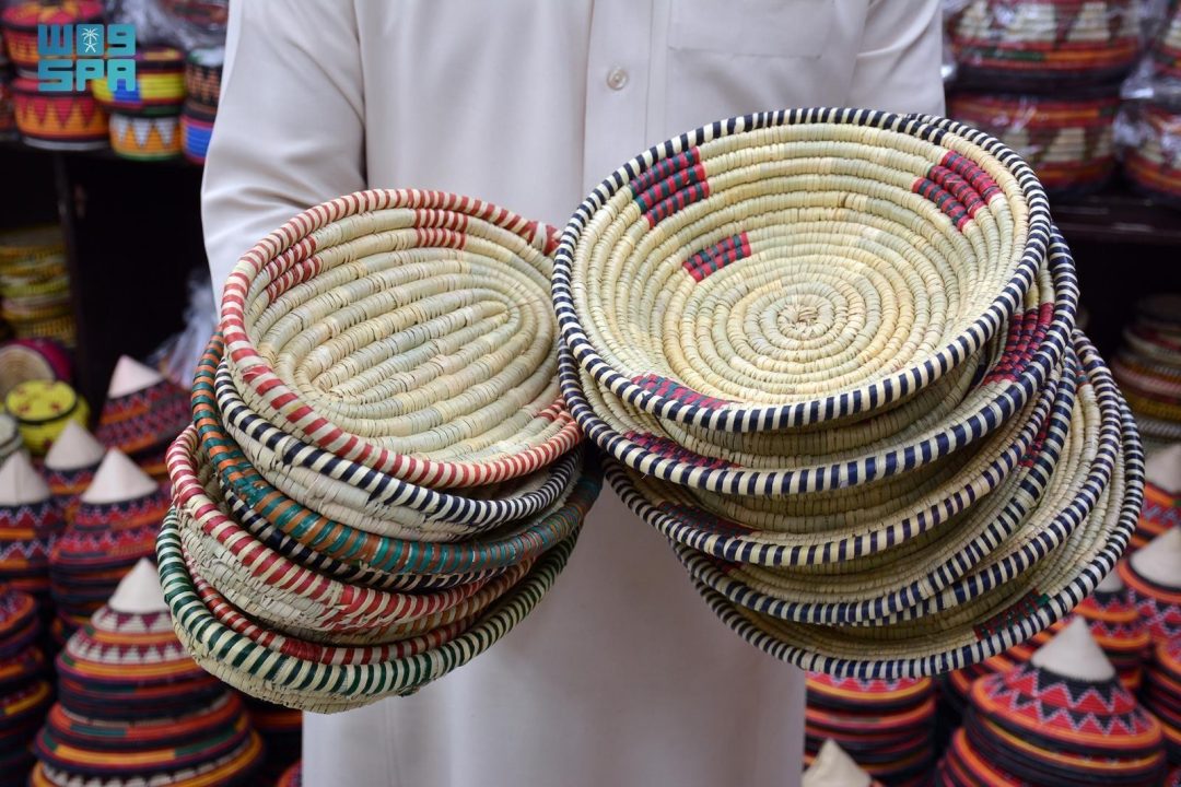 Najran Artisans Preserve Heritage through Palm Frond Weaving