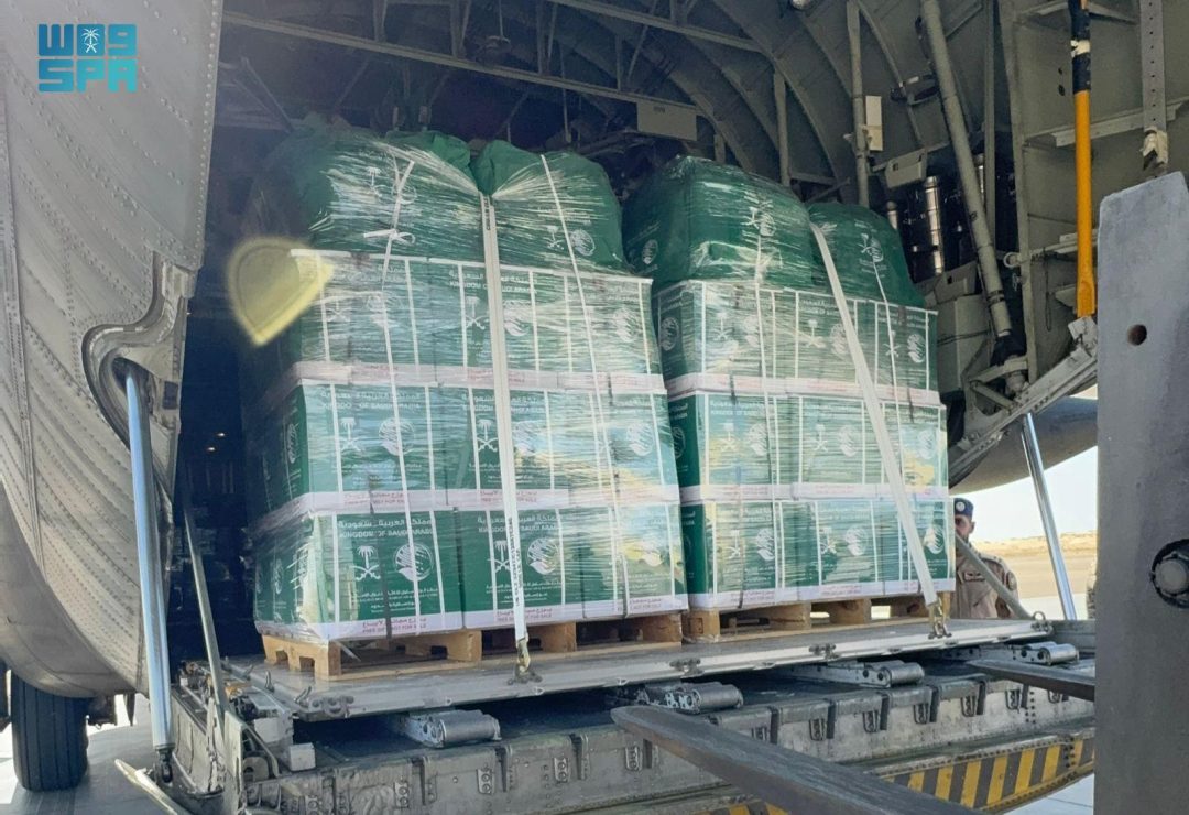 Two Saudi Relief Planes Arrive in Egypt En Route to Gaza