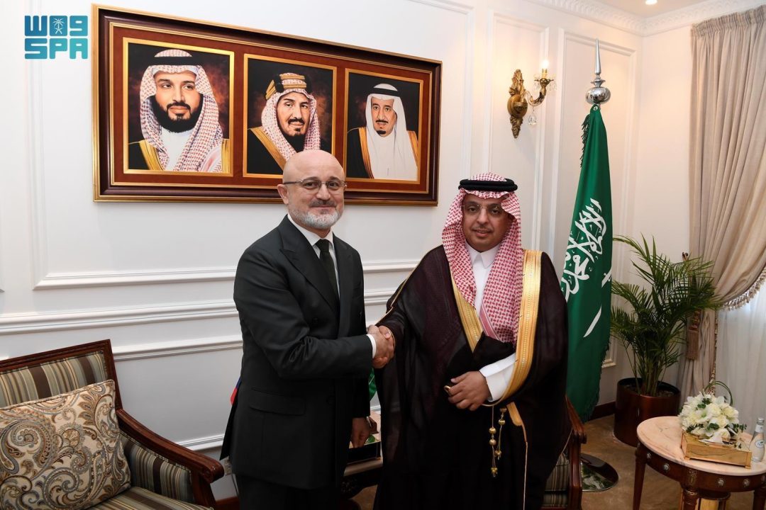 Director of Foreign Affairs Ministry’s Makkah Branch Receives Russian Ambassador to the OIC