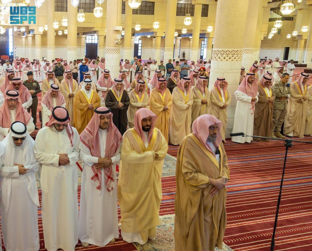 Deputy Governor of Riyadh Region Performs Funeral Prayer for Princess Bazah bint Saud bin Abdulaziz Al Saud