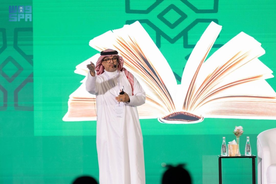 Historian Discusses Madinah’s Fortifications at Book Fair Seminar