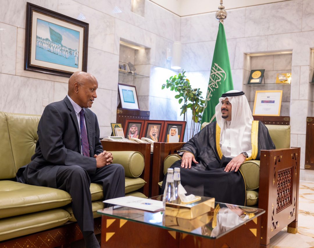 Riyadh Deputy Governor Receives Somali Ambassador