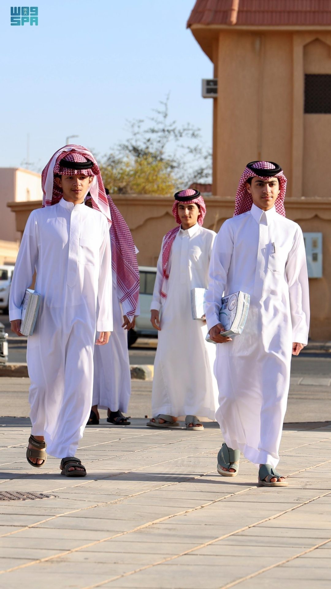 Students Nationwide Return to Classrooms as New Academic Year Begins