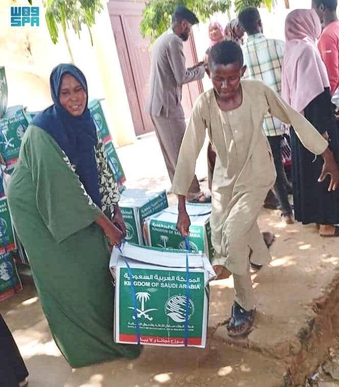 KSrelief Distributes 900 Food Baskets in Sudan’s North Kordofan