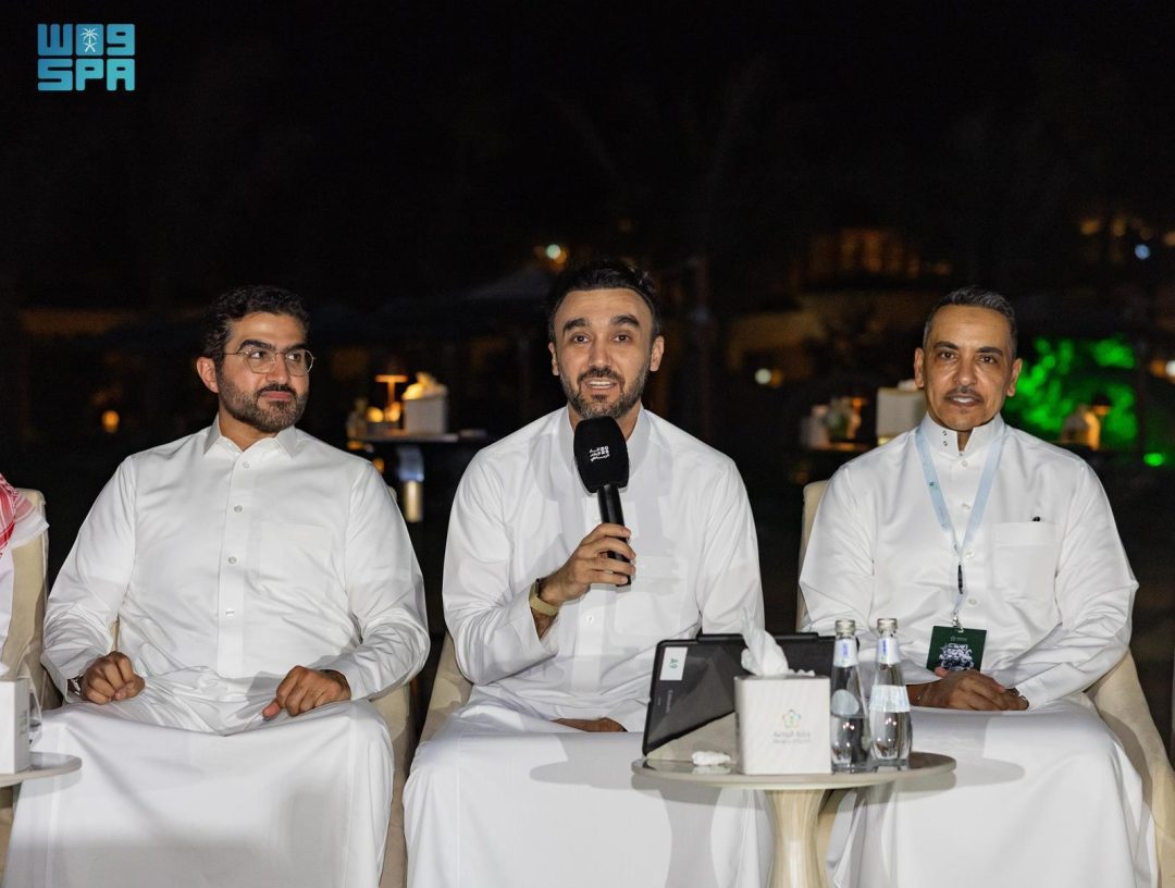 Sports Media Meeting on Shura Island Fosters Transparency, Announces New Professional Club