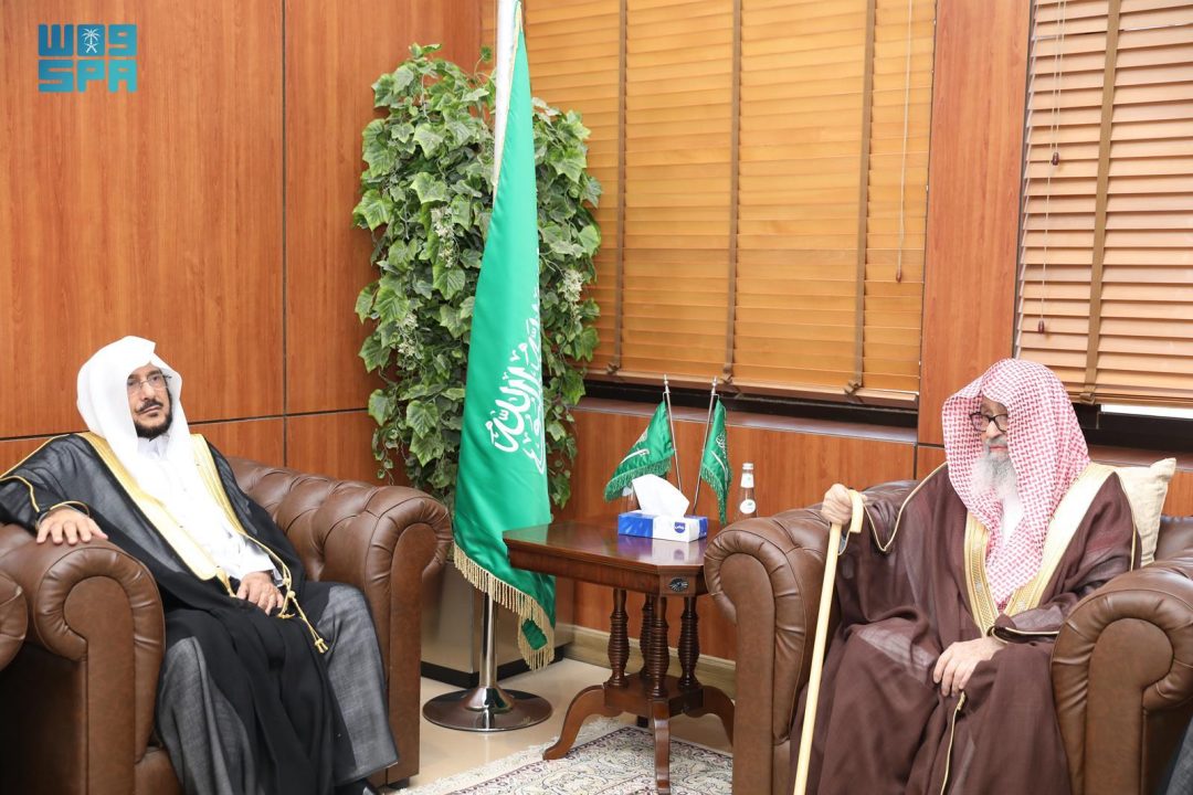 Grand Mufti Receives Islamic Affairs Minister