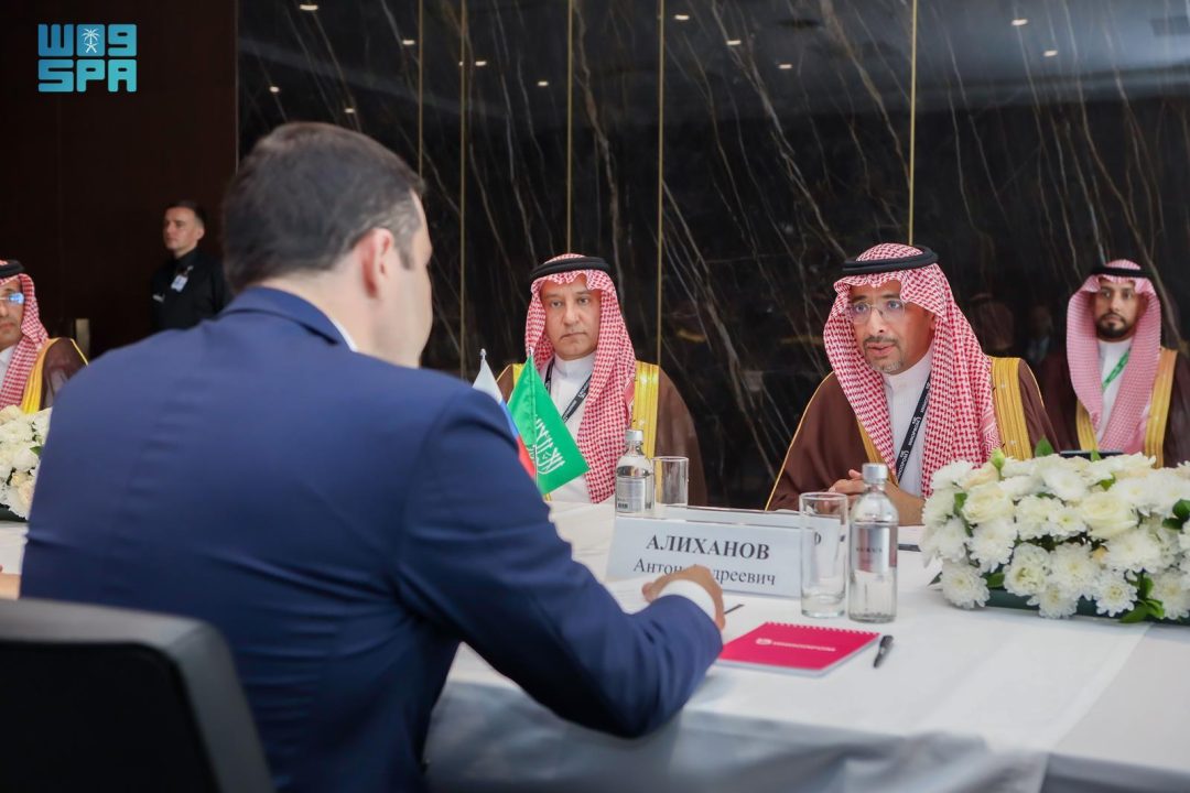 Industry Minister Meets Russian Counterpart to Explore Collaboration Opportunities