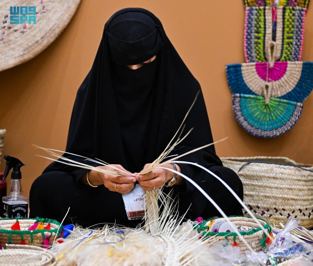 Qassim Artisans Preserve a Timeless Palm Wicker Weaving
