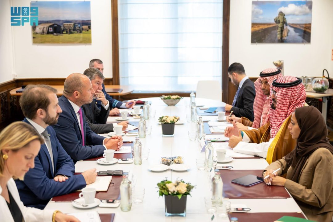 Minister of Economy Meets with Belgian Minister of Defense