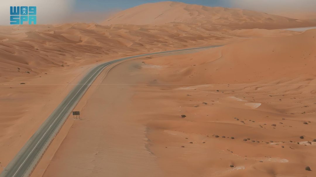 Saudi-Omani Land Road Forges Key Economic Artery Through the Empty Quarter