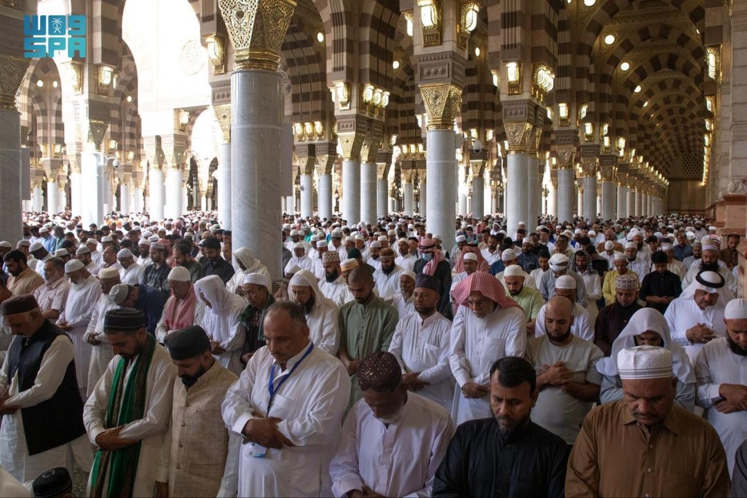 Prophet’s Mosque Imam Urges Avoiding Sin to Attain Piety in Friday Sermon