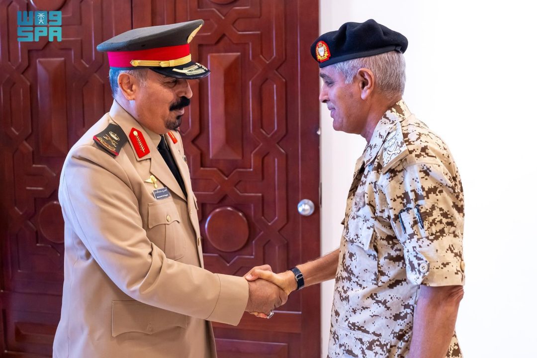 IMCTC, Bahrain Armed Forces Discuss Enhanced Cooperation in Combating Terrorism