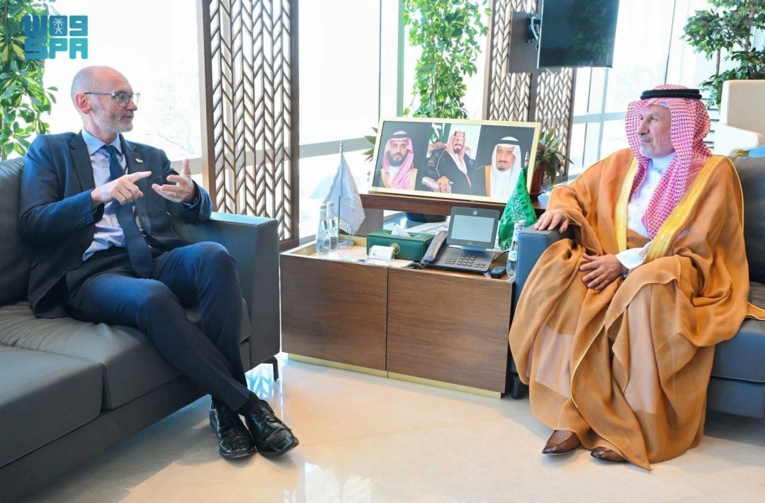 KSrelief Supervisor General Meets with Ambassador of the United Kingdom to the Kingdom Stephen Hitchen