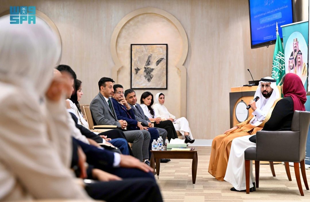 CEO of SFDA  Meets with Cultural Attaché and Saudi Students in Washington