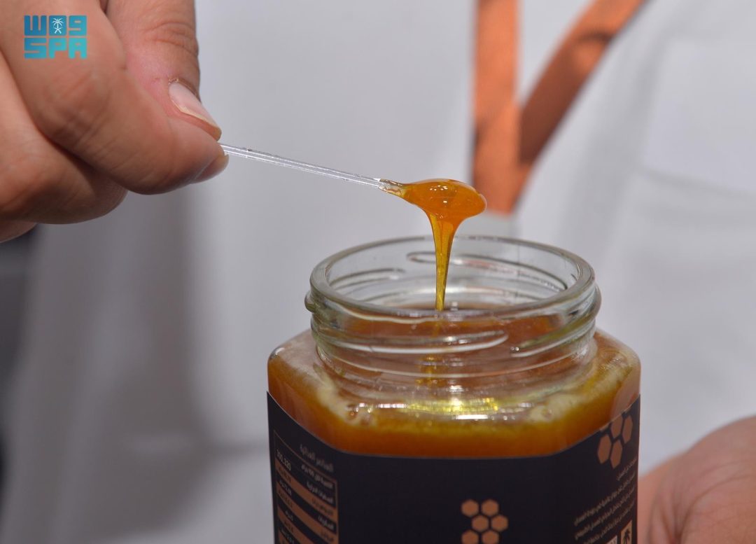 Fifth Mangrove Honey Event Promotes Sustainable Agriculture in Qatif