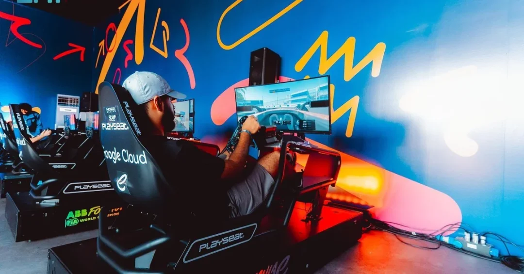 Jeddah Formula E Fan Zone Draws Crowds with High-Tech Simulators