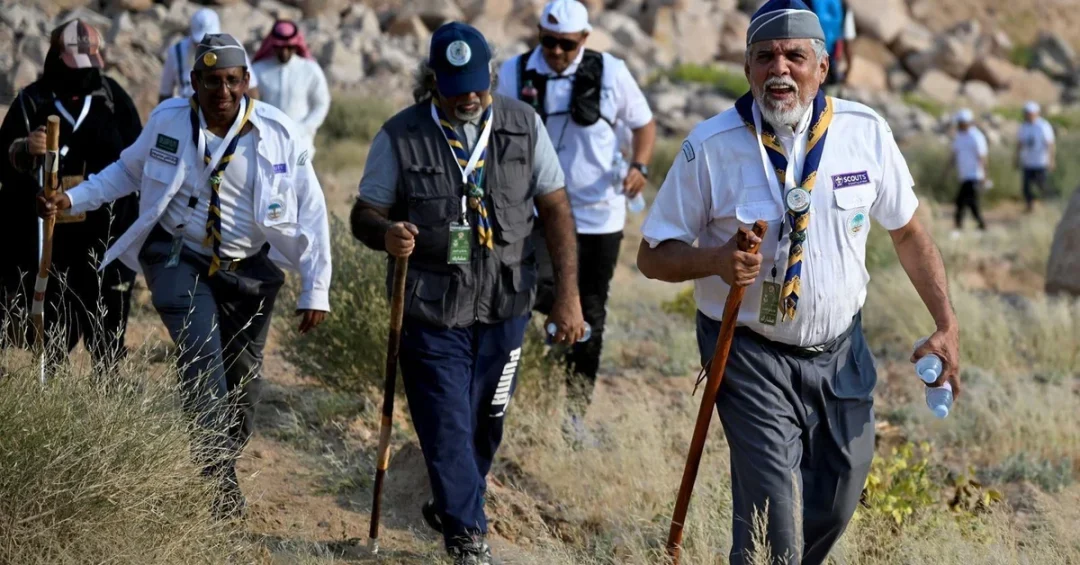 Saudi Arabia’s Al-Jumum Hike Promotes Health and Ecotourism