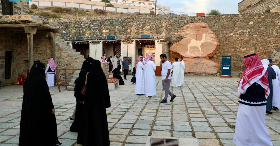 Heritage Commission Hosts Artisan Workshops at Historic Bin Raqoush Palace