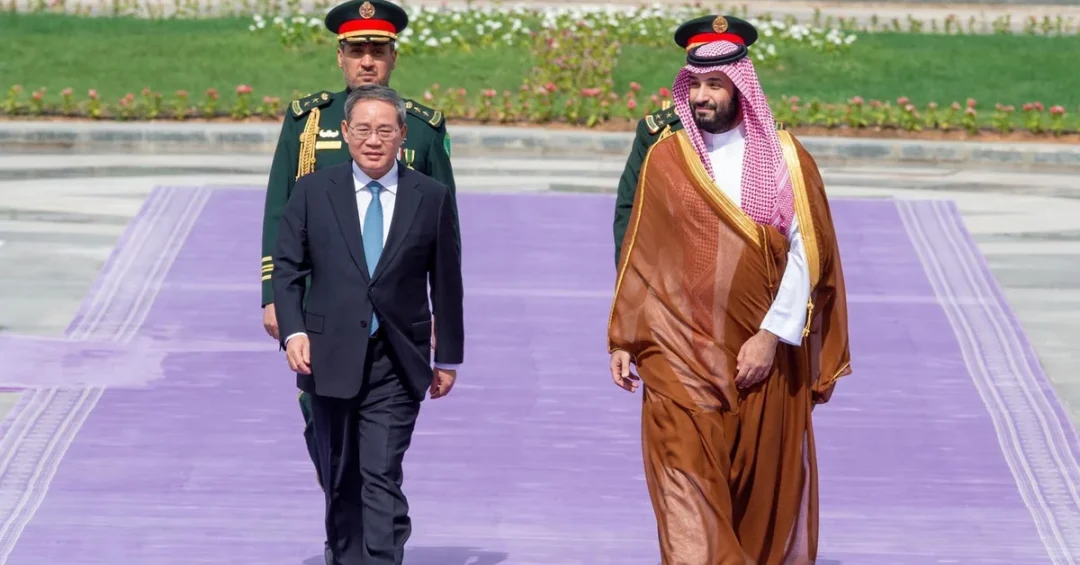 Saudi Crown Prince Hosts China’s Premier in Riyadh for Strategic Talks