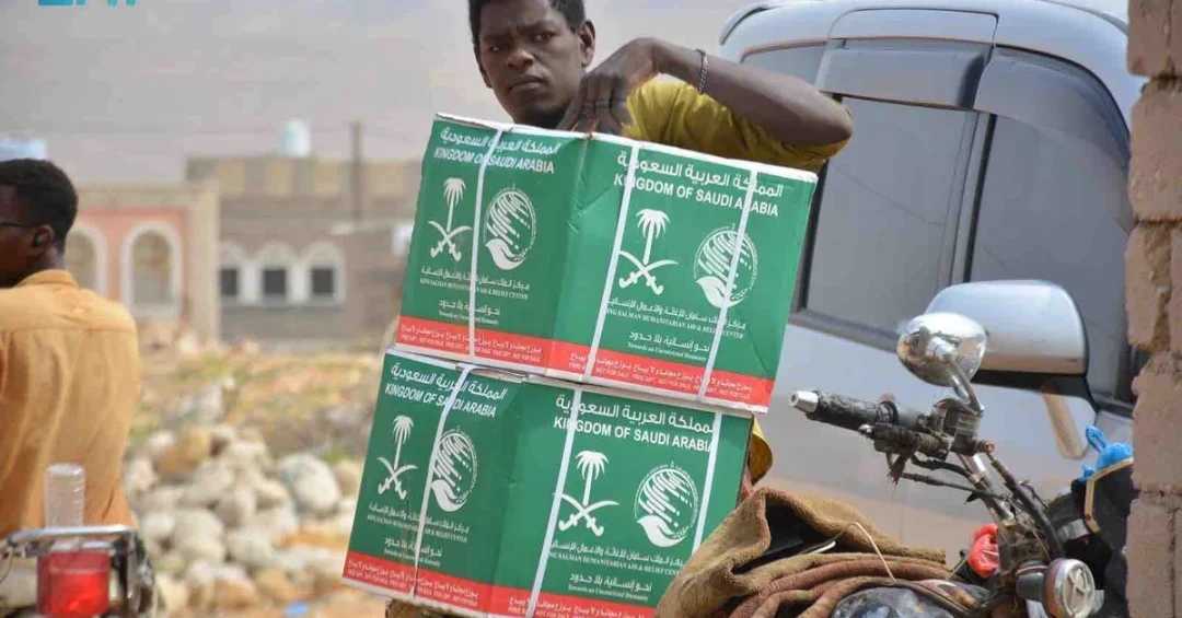 KSrelief Distributes 200 Food Baskets to 1,400 in Yemen’s Mahrah
