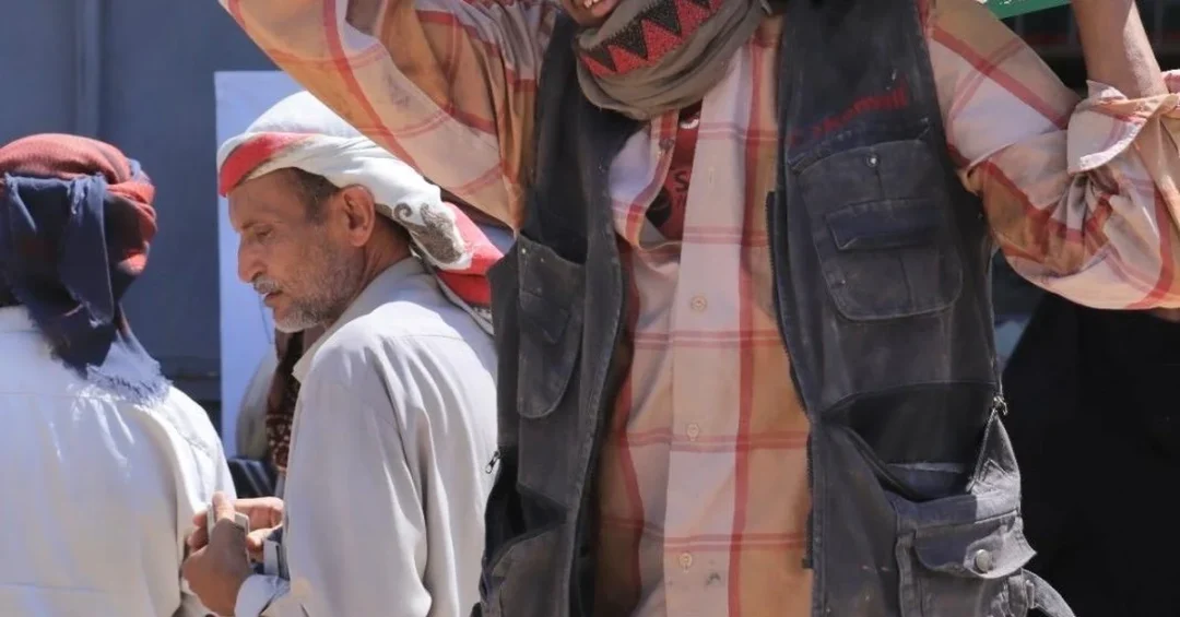 KSrelief Delivers Food Baskets to 2,548 Flood-Affected People in Marib