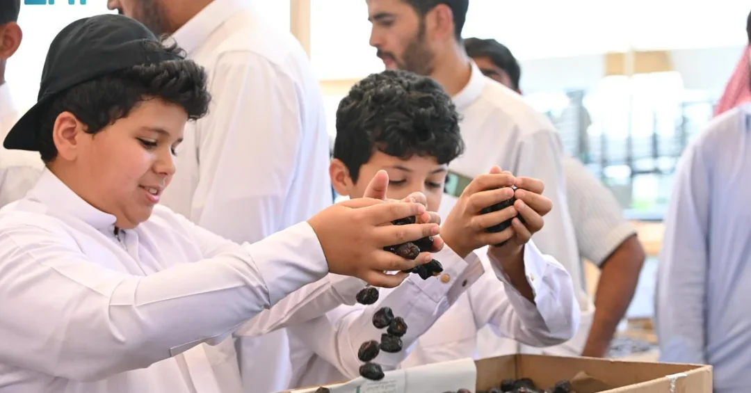 Madinah Date Market Bustles During Harvest Season Surge