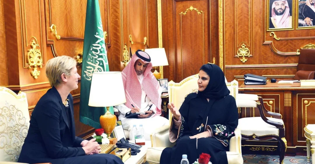 Shura Council Assistant Speaker Meets with Women Political Leaders Founder