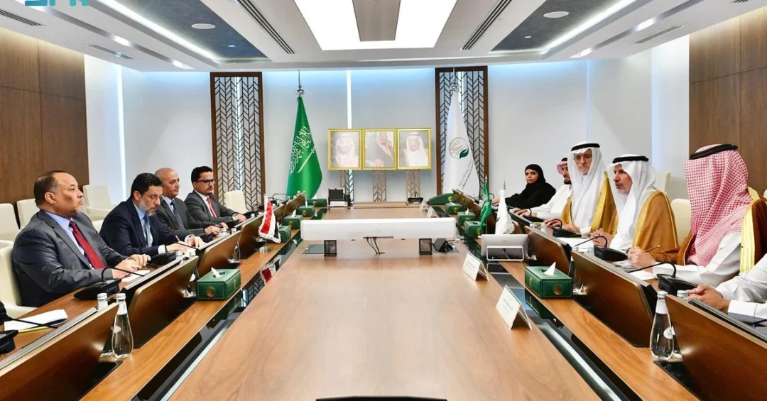 Yemeni PM Visits KSrelief HQ to Review Saudi Humanitarian Aid