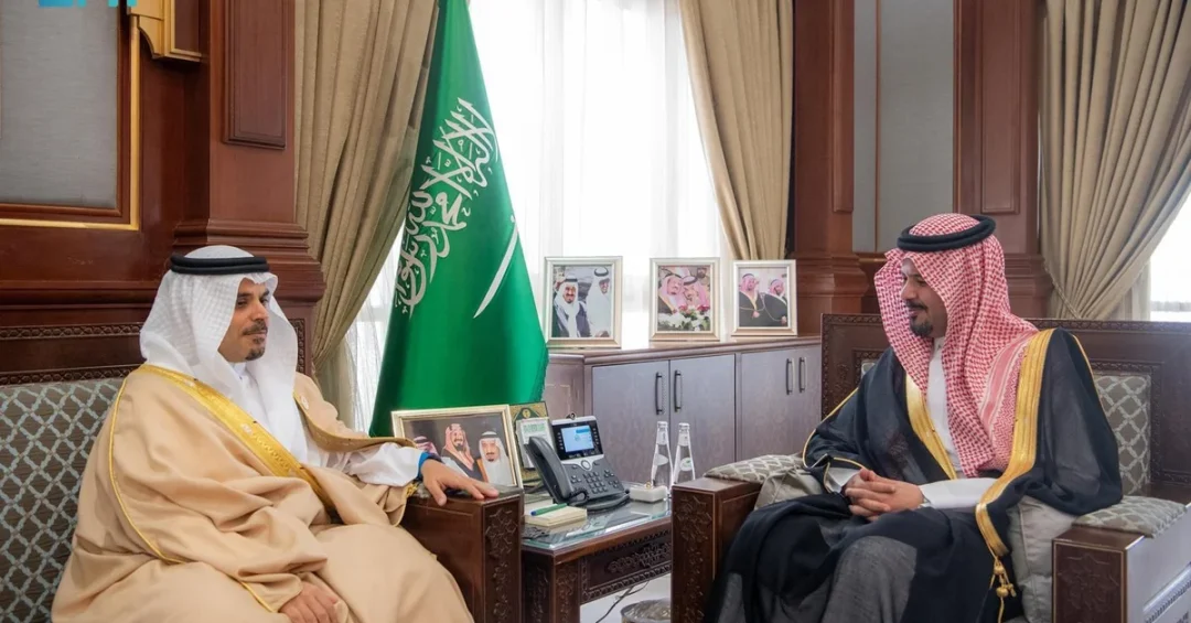 Madinah Governor Receives Bahraini Ambassador for Diplomatic Talks