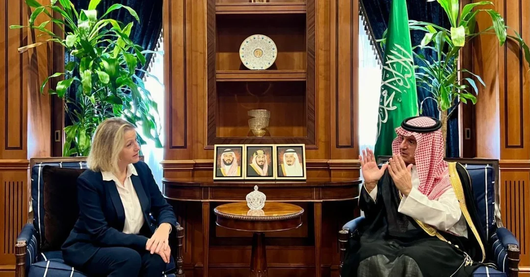 Saudi Minister Meets French Envoy to Strengthen Water Cooperation